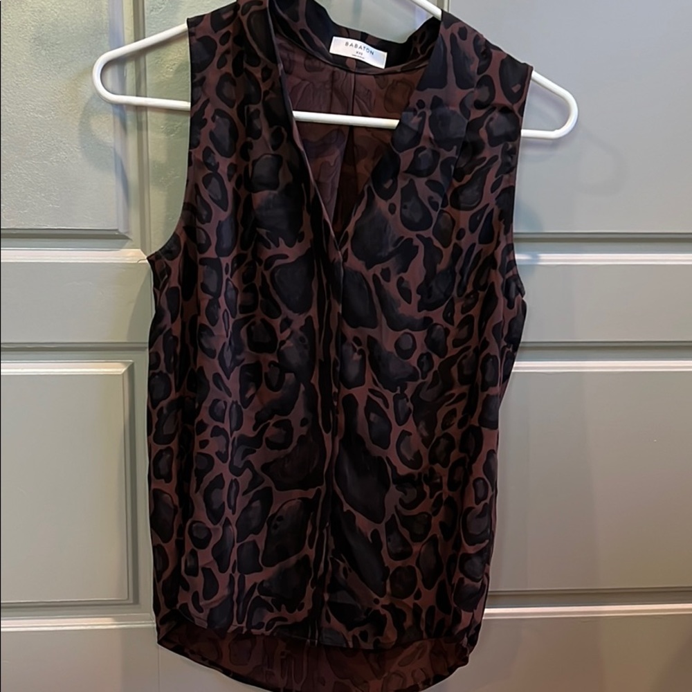 Aritzia babaton shirt